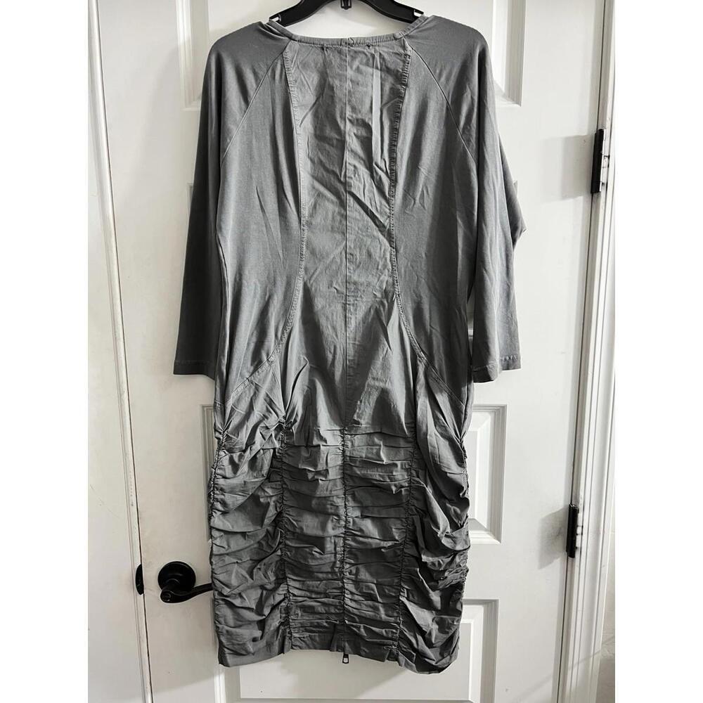 XCVI Wearables Gray Ruched Zip Front Dress NWT Stretchy Artsy Modern Sz L Grunge - Picture 7 of 9